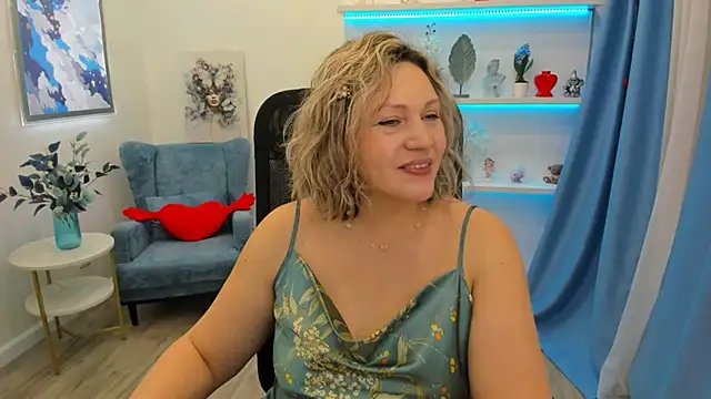 NinaStarle online show from March 11, 2026, 4:39 am