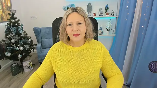 Snapshot of NinaStarle chatting on December 19, 2025, 11:34 am NinaStarle online show from December 19, 2025, 11:34 am