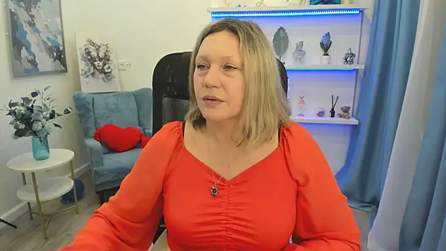 NinaStarle online show from April 22, 2026, 4:52 am