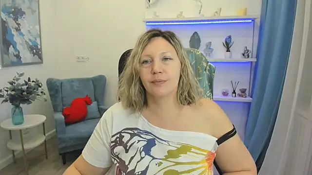 NinaStarle online show from May 10, 2026, 4:38 am
