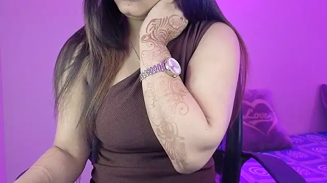 Snapshot of BABY_RANI_ chatting on May 17, 2026, 4:56 am BABY RANI online show from May 17, 2026, 4:56 am