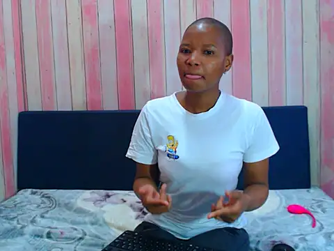 Snapshot of ebonyfirexx chatting on December 5, 2025, 5:28 am ebonyfirexx online show from December 5, 2025, 5:28 am