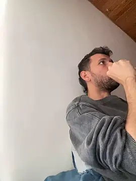 Michaell Spinelly online show from September 16, 2025, 7:04 pm