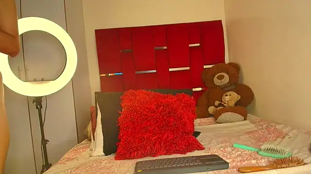 Snapshot of Camila_hot_ts chatting on December 2, 2025, 3:36 pm Camila hot ts online show from December 2, 2025, 3:36 pm