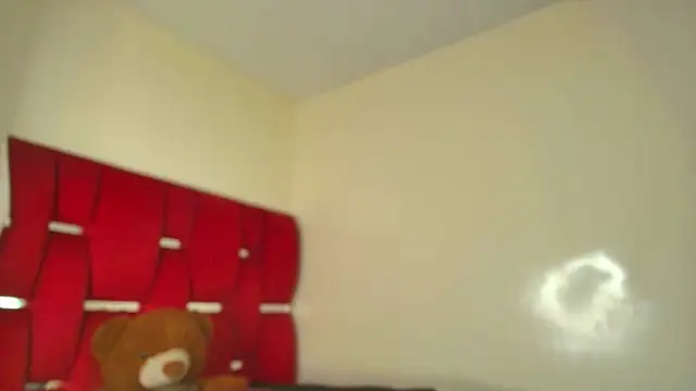 Snapshot of Camila_hot_ts chatting on December 22, 2025, 2:17 pm Camila hot ts online show from December 22, 2025, 2:17 pm