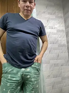 Manu0586 online show from November 25, 2025, 2:01 am