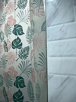 Snapshot of Manu0586 chatting on April 14, 2026, 3:17 pm Manu0586 online show from April 14, 2026, 3:17 pm