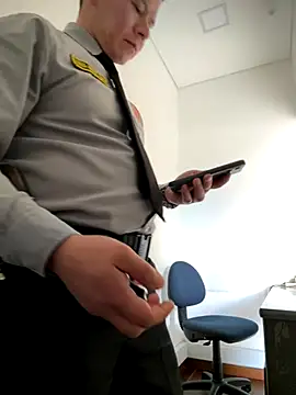 Manu0586 online show from December 1, 2025, 6:09 pm