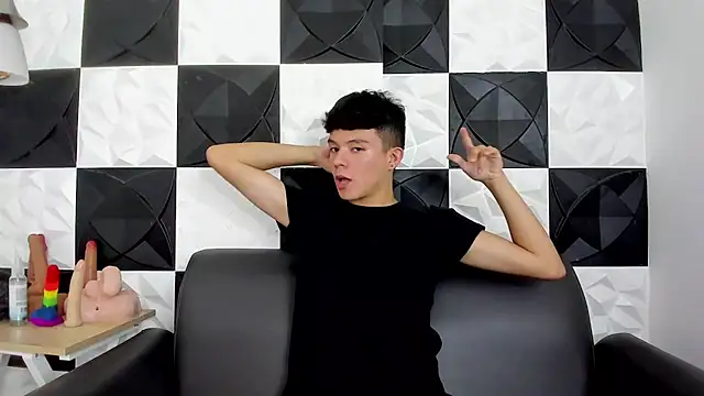 Snapshot of AndyFame1 chatting on December 4, 2025, 7:02 pm AndyFame1 online show from December 4, 2025, 7:02 pm