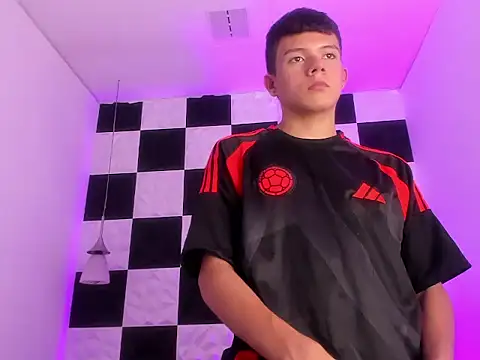 Snapshot of AndyFame1 chatting on October 10, 2025, 6:53 pm AndyFame1 online show from October 10, 2025, 6:53 pm