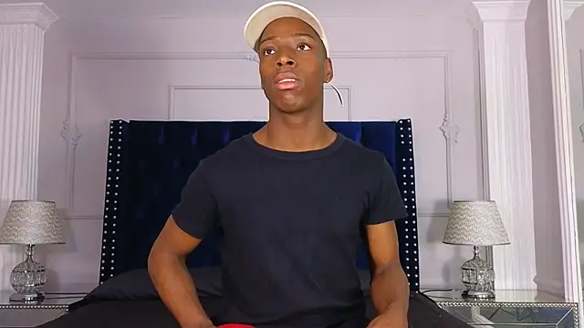 CharlesBrown  online show from April 22, 2026, 1:29 pm