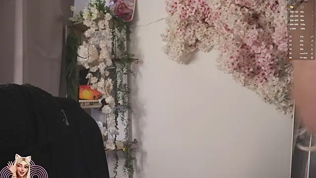 Snapshot of Miila_snow chatting on October 29, 2025, 11:53 am Miila snow online show from October 29, 2025, 11:53 am