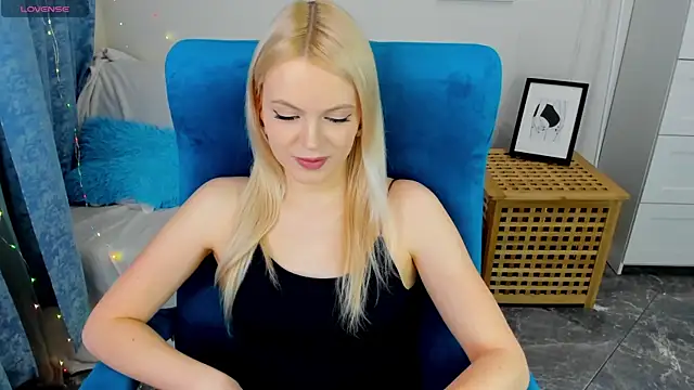 Snapshot of KatherineePierce chatting on July 10, 2026, 4:51 pm KatherineePierce online show from July 10, 2026, 4:51 pm