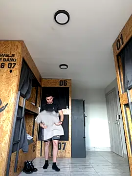 Snapshot of Haustin202 chatting on September 24, 2025, 12:44 pm Haustin202 online show from September 24, 2025, 12:44 pm