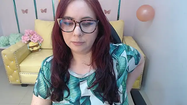 Snapshot of bellatrix_ch chatting on April 28, 2026, 1:04 pm bellatrix ch online show from April 28, 2026, 1:04 pm