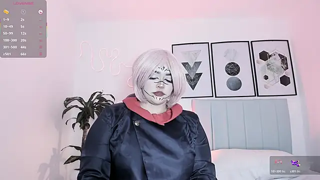 hinazuru online show from November 20, 2025, 7:03 pm