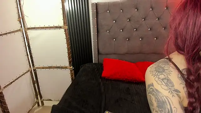 Snapshot of Scarbadgirl_ chatting on June 24, 2026, 3:16 am Scarbadgirl online show from June 24, 2026, 3:16 am