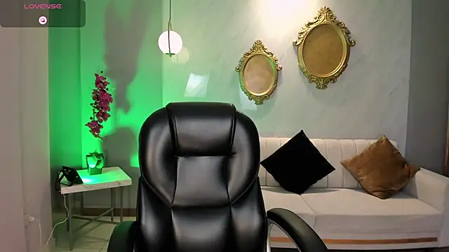 Snapshot of IsabellaMoreau chatting on April 2, 2026, 8:04 pm IsabellaMoreau online show from April 2, 2026, 8:04 pm