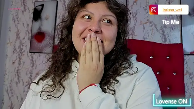 Snapshot of Larissa_Antonella chatting on November 29, 2025, 5:29 am Larissa Antonella online show from November 29, 2025, 5:29 am