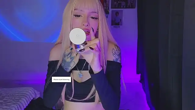 Snapshot of Moonlightt_21 chatting on March 22, 2026, 9:49 pm Moonlightt 21 online show from March 22, 2026, 9:49 pm