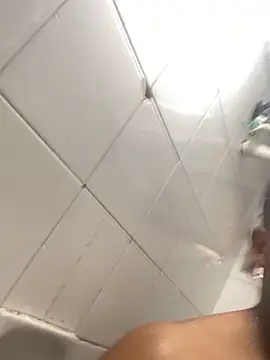 Snapshot of freedmar chatting on October 28, 2025, 12:26 pm freedmar online show from October 28, 2025, 12:26 pm