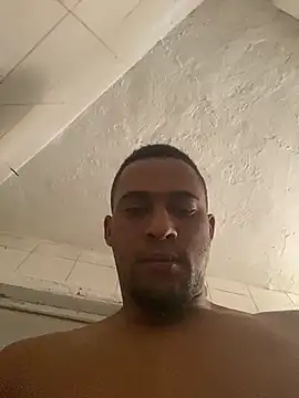 Snapshot of freedmar chatting on November 21, 2025, 2:05 pm freedmar online show from November 21, 2025, 2:05 pm