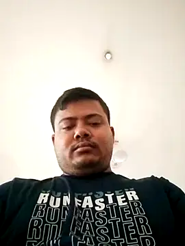 CatchingBouquet online show from September 21, 2025, 3:11 am