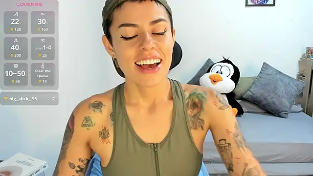 natt op online show from October 24, 2025, 11:48 pm