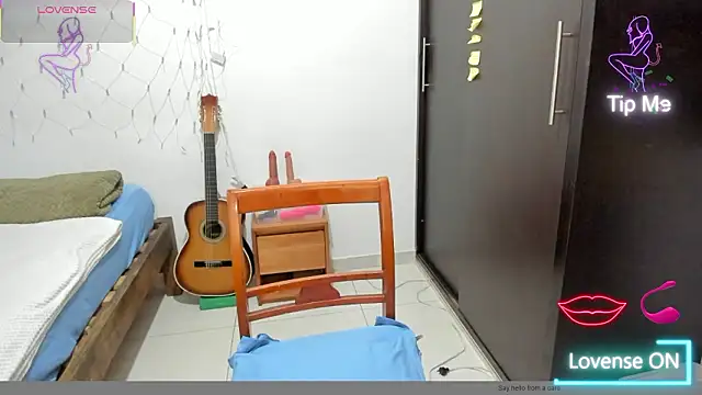 Snapshot of natt_op chatting on February 3, 2026, 11:32 pm natt op online show from February 3, 2026, 11:32 pm