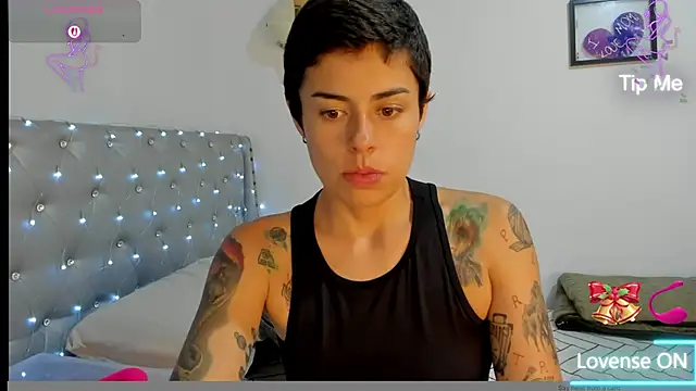 natt op online show from December 4, 2025, 11:48 pm