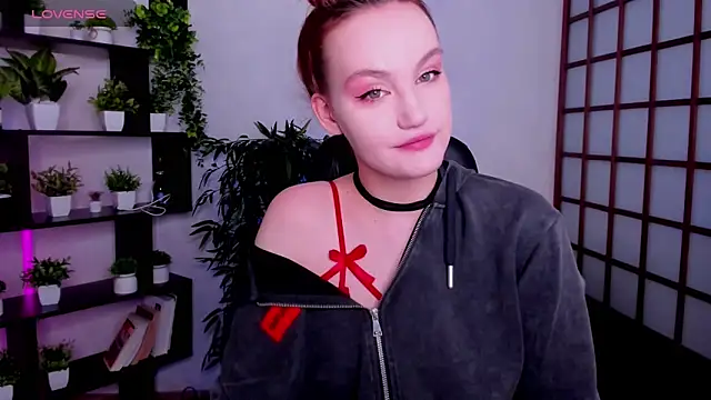 Ida FaneStain online show from February 19, 2026, 2:52 am