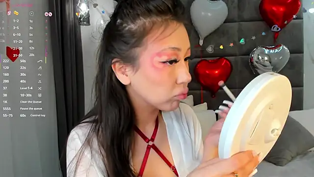 Snapshot of Nelly_Kimm chatting on February 15, 2026, 1:17 am Nelly Kimm online show from February 15, 2026, 1:17 am