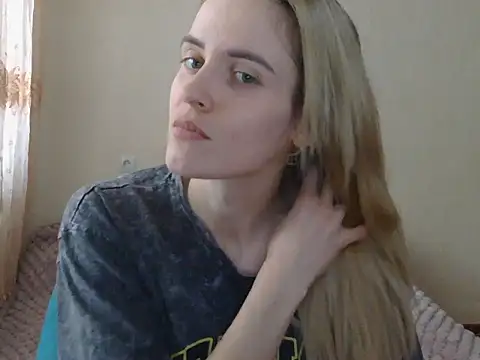 JayeTyler online show from February 5, 2026, 8:10 am