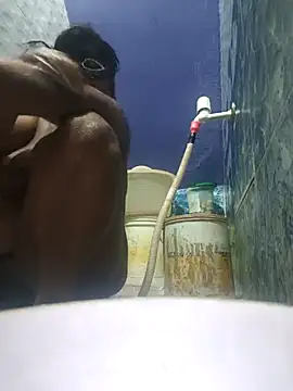 Dassing strip couple online show from September 24, 2025, 5:47 am