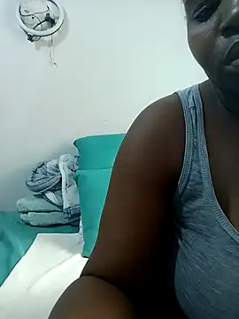 Snapshot of ShySexyBaddiexx chatting on November 13, 2025, 9:35 am ShySexyBaddiexx online show from November 13, 2025, 9:35 am