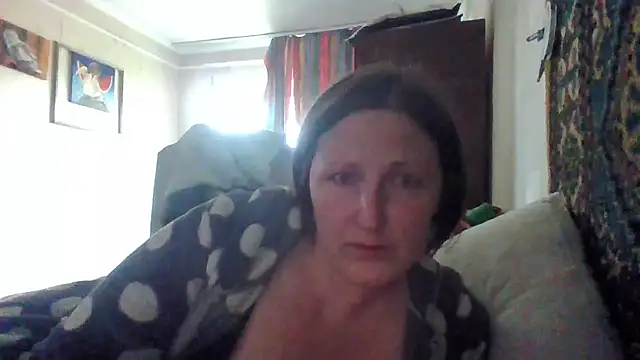 Snapshot of AllaSowinskaya chatting on May 14, 2026, 10:23 am AllaSowinskaya online show from May 14, 2026, 10:23 am