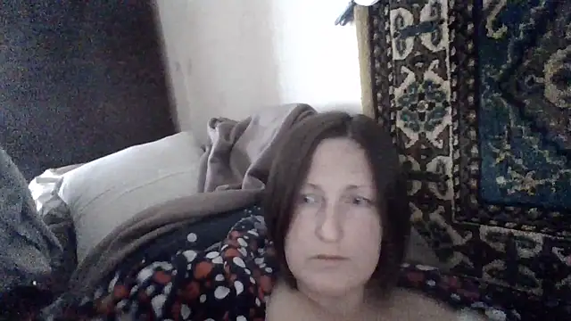 Snapshot of AllaSowinskaya chatting on April 26, 2026, 11:40 am AllaSowinskaya online show from April 26, 2026, 11:40 am