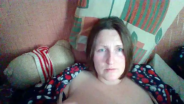 Snapshot of AllaSowinskaya chatting on January 16, 2026, 10:41 am AllaSowinskaya online show from January 16, 2026, 10:41 am