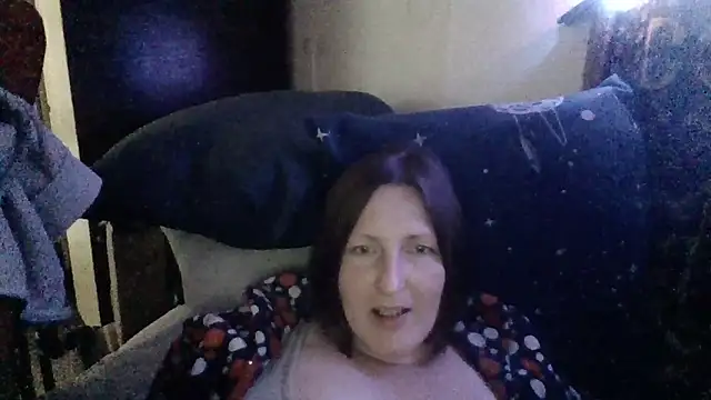 Snapshot of AllaSowinskaya chatting on May 3, 2026, 9:58 am AllaSowinskaya online show from May 3, 2026, 9:58 am