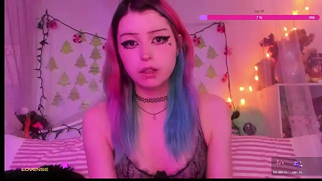 Snapshot of bunnyislewd chatting on December 19, 2025, 5:21 am bunnyislewd online show from December 19, 2025, 5:21 am