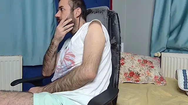 Snapshot of flydirty chatting on November 26, 2025, 10:26 am flydirty online show from November 26, 2025, 10:26 am