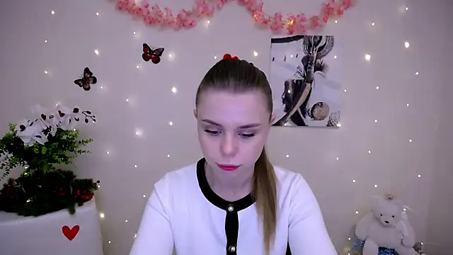 OceanicDawn online show from February 18, 2026, 6:22 am