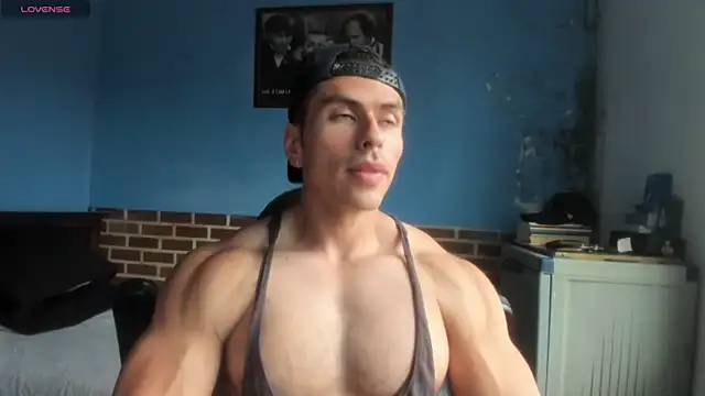 Snapshot of justinkarter chatting on May 4, 2026, 5:49 pm justinkarter online show from May 4, 2026, 5:49 pm