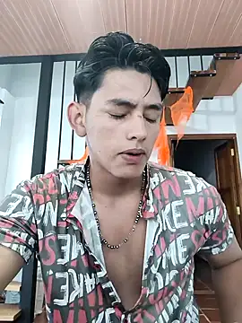 Snapshot of Hiroshi_Shen chatting on November 8, 2025, 11:25 am Hiroshi Shen online show from November 8, 2025, 11:25 am