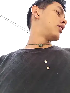 Snapshot of Hiroshi_Shen chatting on September 24, 2025, 12:22 pm Hiroshi Shen online show from September 24, 2025, 12:22 pm