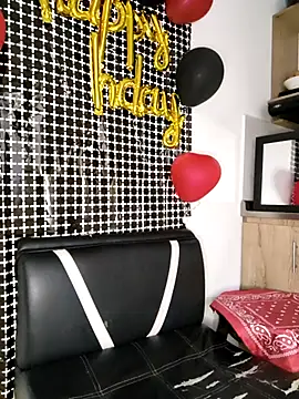 Snapshot of Hiroshi_Shen chatting on October 12, 2025, 11:11 am Hiroshi Shen online show from October 12, 2025, 11:11 am