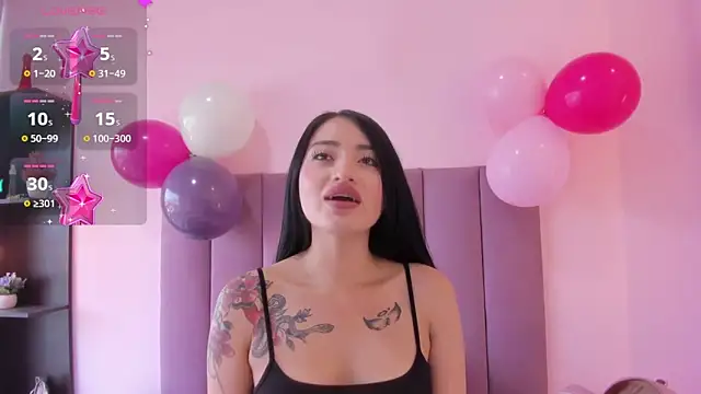 Snapshot of violet_myerrs chatting on November 5, 2025, 12:52 pm violet myerrs online show from November 5, 2025, 12:52 pm