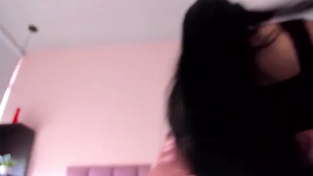 Snapshot of violet_myerrs chatting on November 14, 2025, 1:15 pm violet myerrs online show from November 14, 2025, 1:15 pm