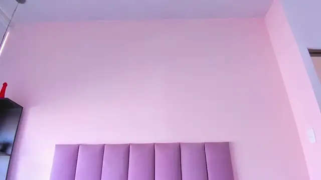 Snapshot of violet_myerrs chatting on November 12, 2025, 1:26 pm violet myerrs online show from November 12, 2025, 1:26 pm