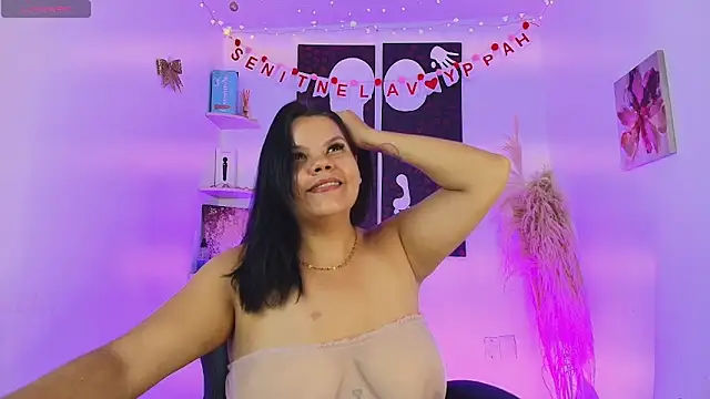 Snapshot of Iamlola_ chatting on February 6, 2026, 12:28 am Iamlola online show from February 6, 2026, 12:28 am